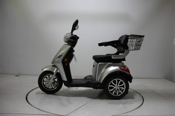The Shopper 3 Wheel Electric Scooter - Image 9